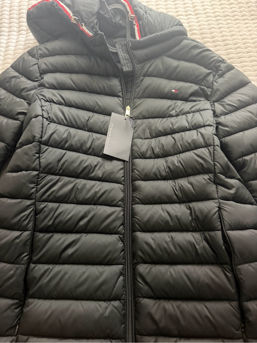 Tommy Hilfiger Women’s Black Quilted Hooded Packable Puffer Jacket